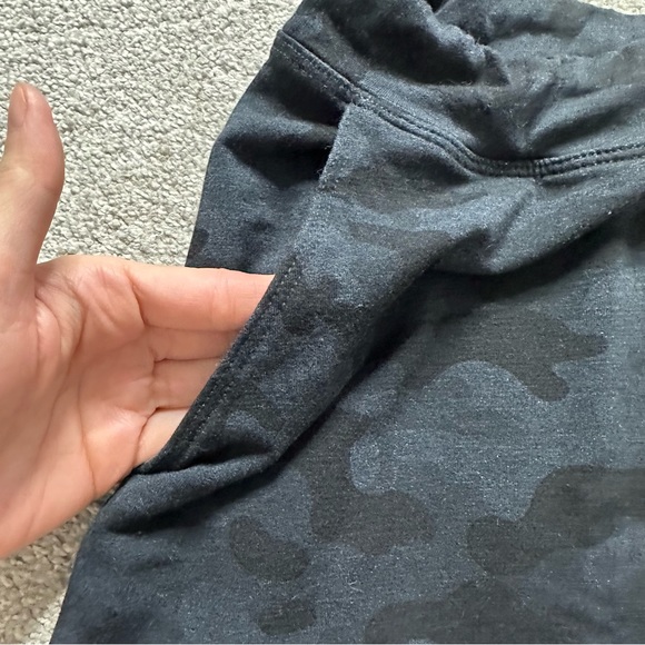 Sundry for Evereve Causal Skirt - Picture 4 of 6